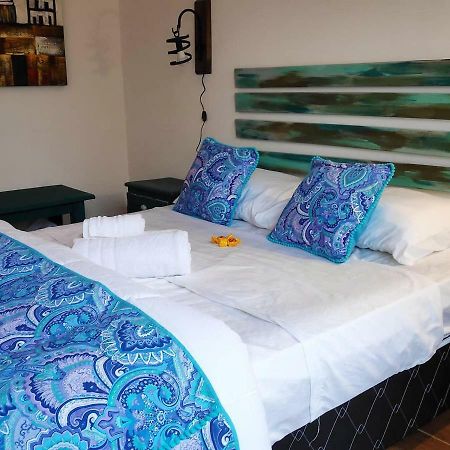 El Bodegon Hostal Boutique (Adults Only) Punta Del Diablo Exterior foto